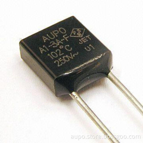 Circuit Breaker with Plastic Case Type and 250V Rated Voltage